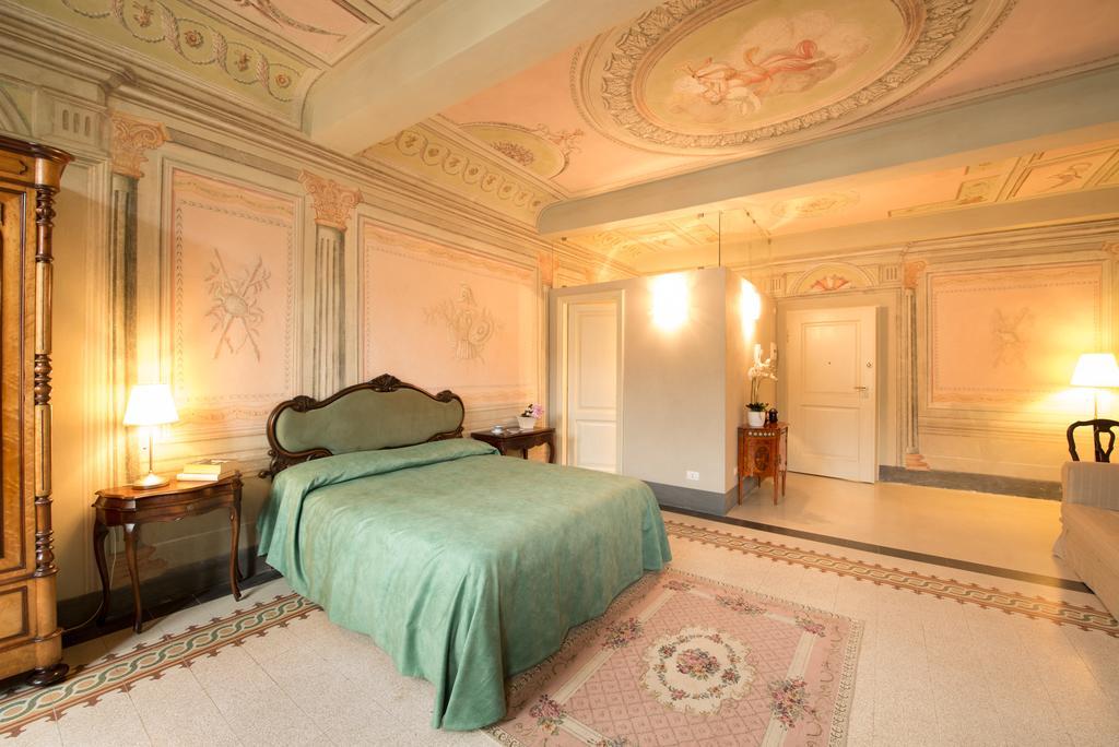 فندق Palazzo Piazza Mazzini بيسيا الغرفة الصورة