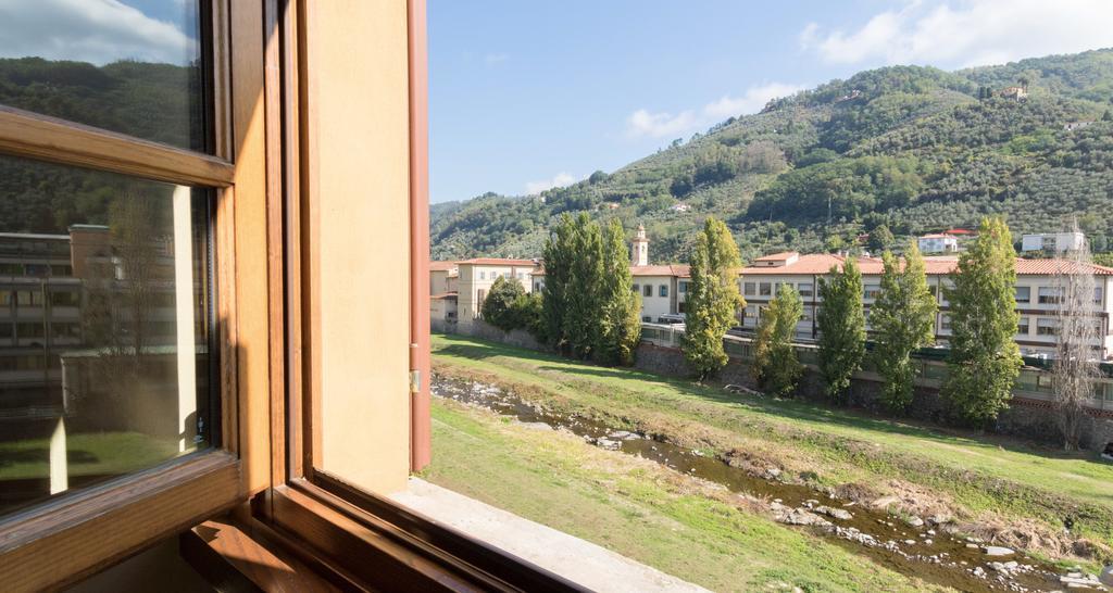 فندق Palazzo Piazza Mazzini بيسيا المظهر الخارجي الصورة